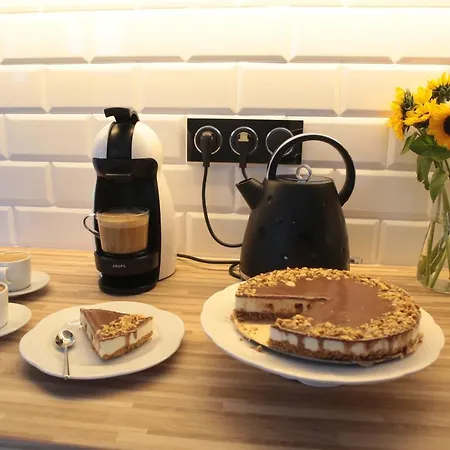 Apartment Brookwood Mini Studio Airport Lawica